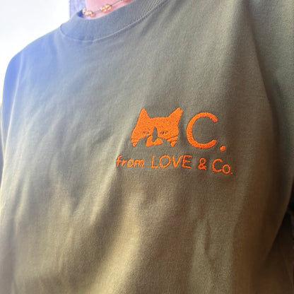 C. ロゴ T-shirt