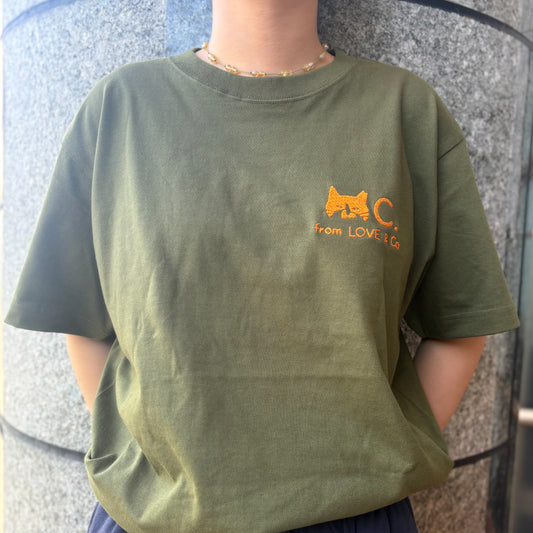 C. ロゴ T-shirt